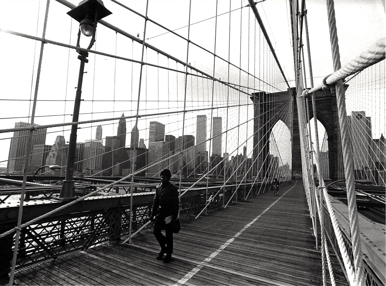 New York Brooklyn Bridge 1980 Copyright Poly-Press