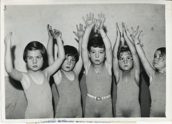 Premiers cours de Natation pour les écoliers. 1935