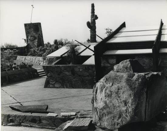 Franck Lloyd Wright. Copyright Paul Almasy