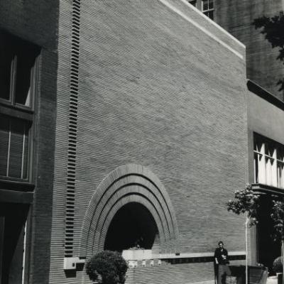 Franck Lloyd Wright. Copyright Paul Almasy